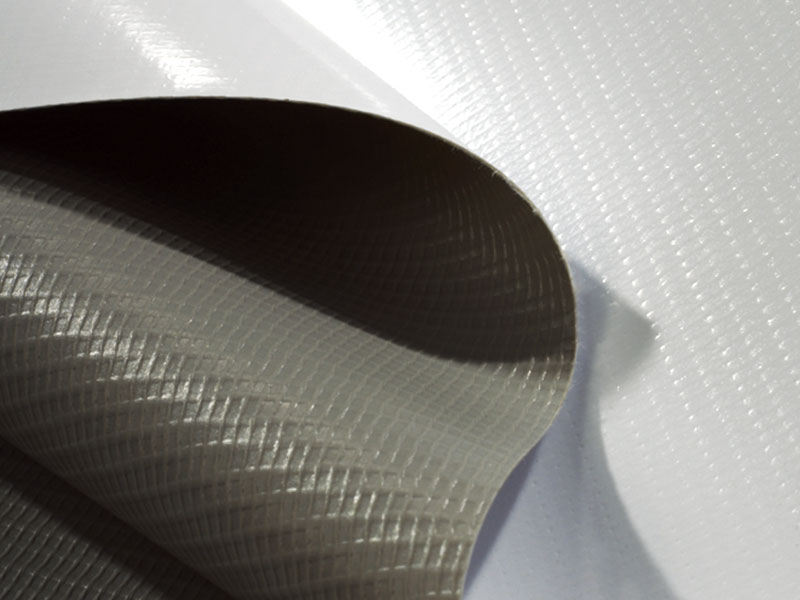 440gsm पीवीसी ग्रेबैक सरफेस व्हाइट फ्लेक्सिबल बैनर